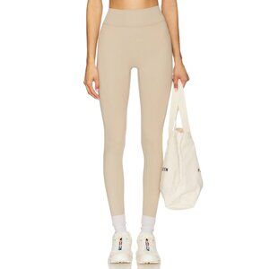 437 The Essentials Legging in Cappuccino